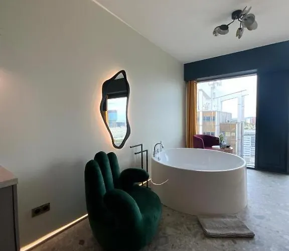 Apartment Panorama Level 25 & 26 - Soak In The Sky